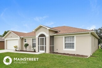1120 Cariston Ave in Lehigh Acres, FL - Building Photo - Building Photo