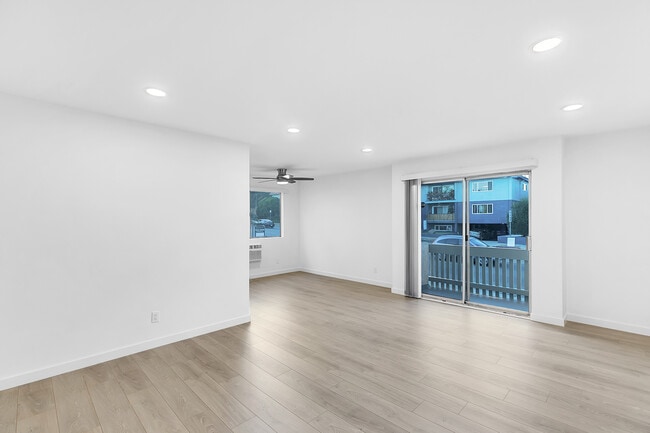 10930 Palms Blvd in Los Angeles, CA - Building Photo - Building Photo