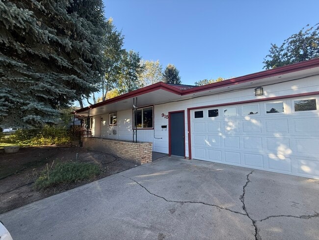 property at 915 Park Dr