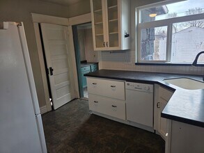 2226 Roger St in South Bend, IN - Foto de edificio - Building Photo