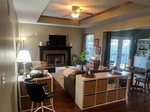 2605 SE Winchester Dr in Lee's Summit, MO - Building Photo - Building Photo