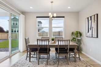 6374 Medera Wy in Castle Pines, CO - Foto de edificio - Building Photo