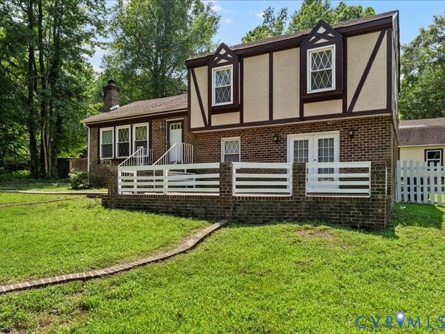 8535 Old Spring Rd in Richmond, VA - Foto de edificio - Building Photo