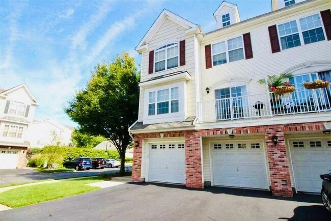 property at 14 Elco Ct