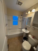 1244 W Marietta St in Decatur, IL - Building Photo - Building Photo