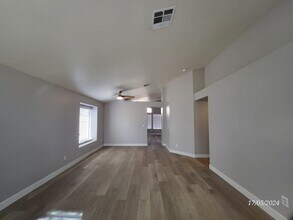 2817 N Porcupine Flat St in Las Vegas, NV - Building Photo - Building Photo