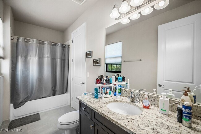 4334 Aurora St in Naples, FL - Foto de edificio - Building Photo
