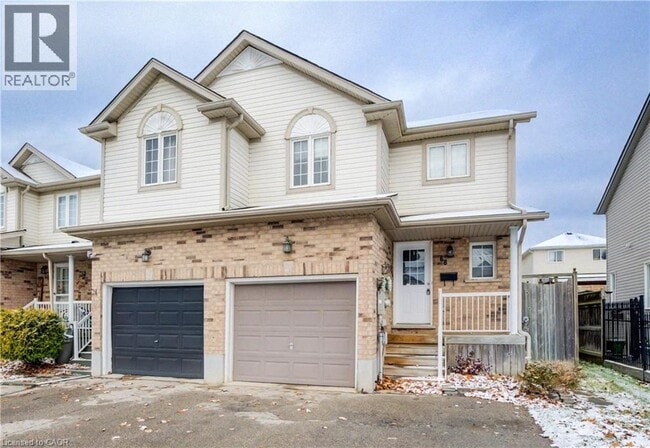 68 Foxglove Crescent in Kitchener, ON - Building Photo - Building Photo