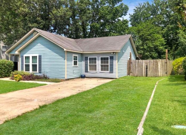 8108 Halifax Way in Charleston, SC - Building Photo - Building Photo