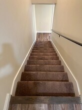 213 E 84th Pl in Los Angeles, CA - Building Photo - Building Photo