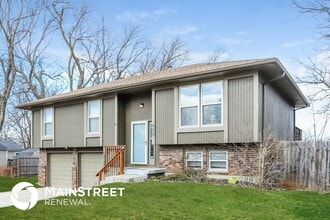 406 E 164th Terrace in Belton, MO - Building Photo - Building Photo