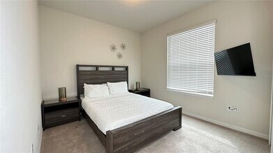 7167 Oakmoss Loop in Davenport, FL - Building Photo - Building Photo