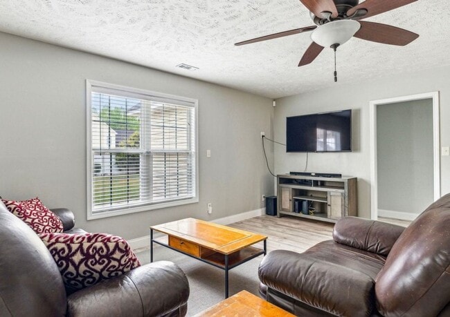 362 Broad Dr in Raeford, NC - Building Photo - Building Photo