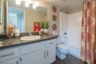 242 S Beck Ave in Tempe, AZ - Building Photo - Building Photo