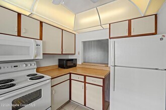 3799 S Banana River Blvd, Unit 505 in Cocoa Beach, FL - Foto de edificio - Building Photo