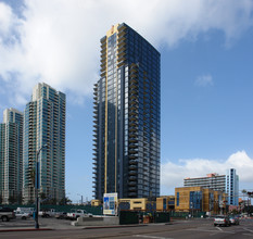 Bayside at the Embarcadero in San Diego, CA - Building Photo - Building Photo