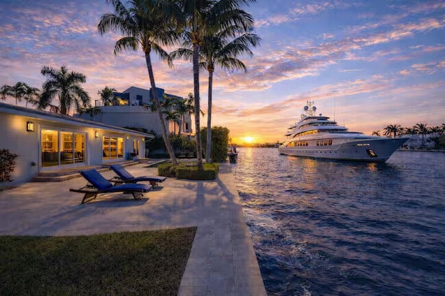 property at 3018 NE 26th St