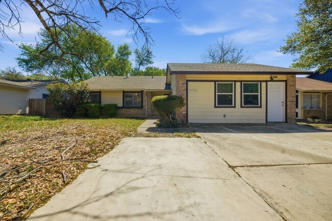 property at 5722 Misty Glen