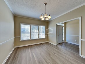 1412 Justin Oaks Ct in Willow Spring, NC - Foto de edificio - Building Photo