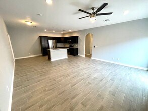 755 Vista Grande Dr in Kingman, AZ - Building Photo - Building Photo