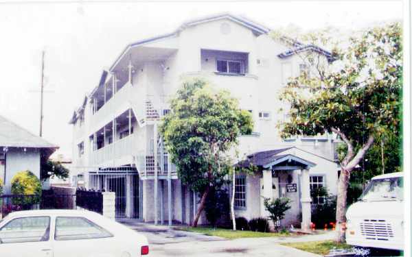 The Locust Street Apartments in Long Beach, CA - Building Photo - Building Photo