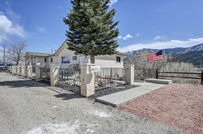 9955 Co Rd 120 in Salida, CO - Building Photo - Building Photo