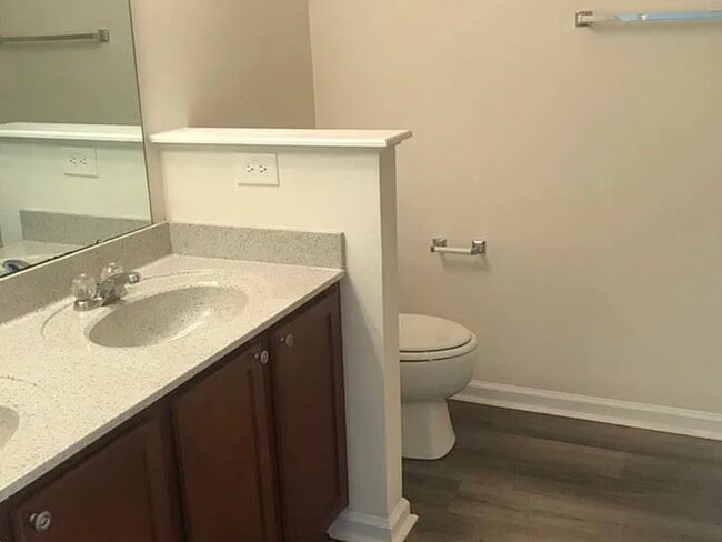3135 Manhasset Ln, Unit 1 in Raleigh, NC - Building Photo - Building Photo