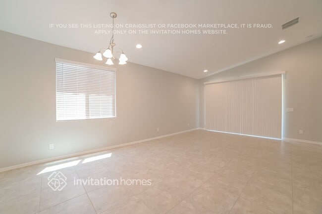 7951 W Orange Dr in Glendale, AZ - Building Photo - Building Photo