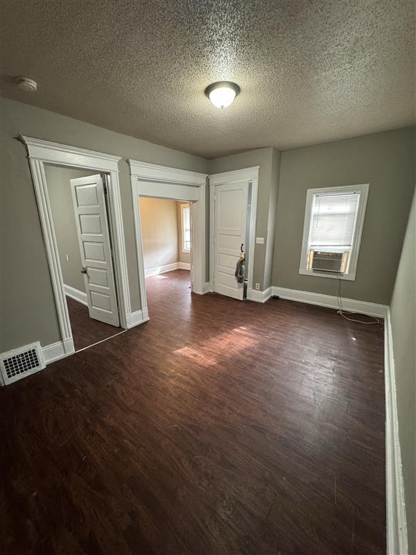 2965 N Richards St in Milwaukee, WI - Building Photo - Building Photo