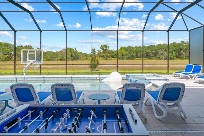1700 Oak Blossom Dr in Davenport, FL - Building Photo - Building Photo
