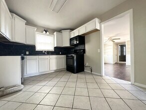 3314 32nd St in Lubbock, TX - Building Photo - Building Photo