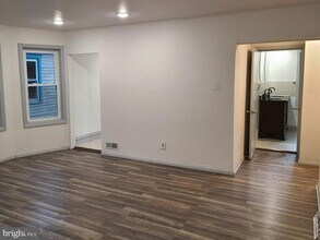 33 High St-Unit -B in Woodbury, NJ - Building Photo - Building Photo