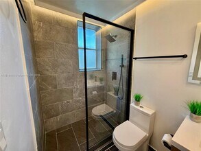 1502 Jefferson Ave in Miami Beach, FL - Building Photo - Building Photo