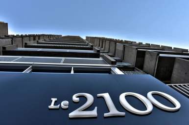 Le 2100 in Montréal, QC - Foto de edificio