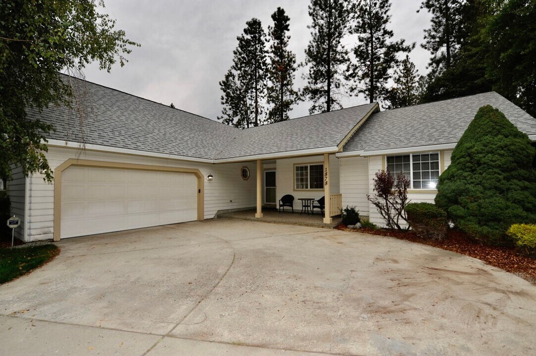 1878 E Noble Cir in Coeur d'Alene, ID - Building Photo