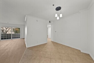 4401 Sepulveda Blvd, Unit 107 in Sherman Oaks, CA - Building Photo - Building Photo