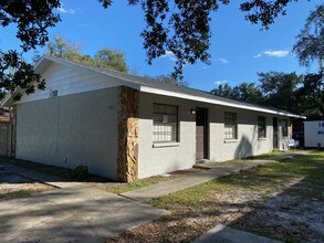 921 E Poinsettia Ave in Tampa, FL - Building Photo - Building Photo