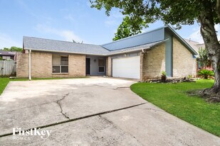 10134 Sagemark Dr in Houston, TX - Building Photo