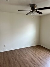 712 Sharp St in Franklin, TX - Building Photo - Building Photo