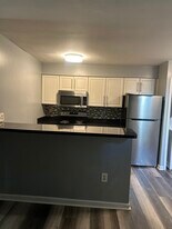 5384 Bedford Ter, Unit Clusters at Woodlawn in Alexandria, VA - Building Photo