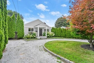 405 Prospect Dr in Stratford, CT - Building Photo - Building Photo