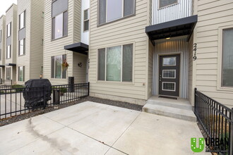 2419 W Bridge Ave in Spokane, WA - Building Photo - Building Photo