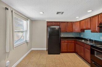 3118 Pine Tree Ave in Largo, FL - Building Photo - Building Photo