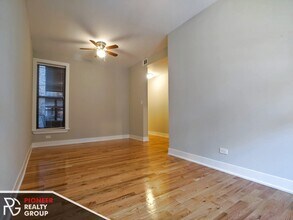 625 W Oakdale Ave, Unit #627-1 in Chicago, IL - Building Photo - Building Photo
