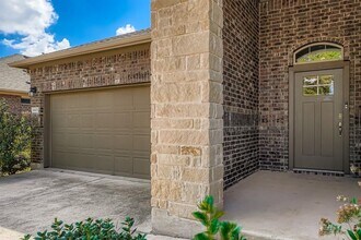 16605 Aventura Ave in Pflugerville, TX - Building Photo - Building Photo