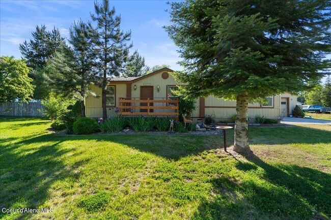 32721 10th Ave in Spirit Lake, ID - Building Photo - Building Photo