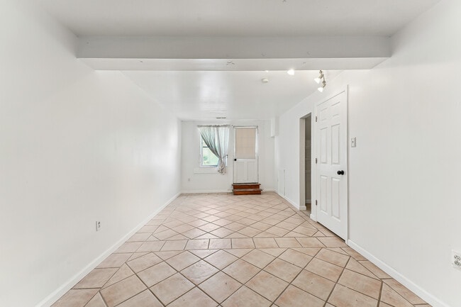 property at 529 W Marshall St