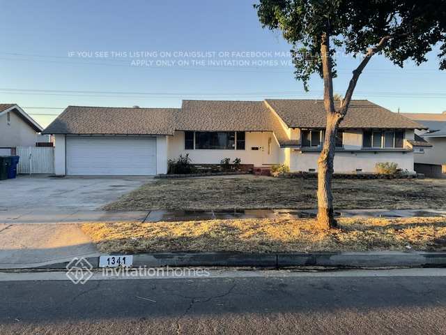 property at 1341 W D St