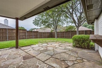 7800 Glenoaks Dr in Frisco, TX - Building Photo - Building Photo