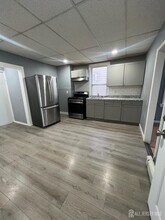 387 Market St in Perth Amboy, NJ - Building Photo - Building Photo